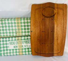 Vintage Wood Meat Carving Board With Metal Spikes - 1970s