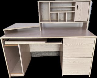 Compact Desk