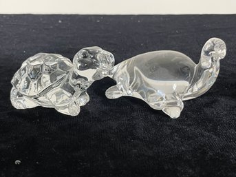 2 Piece Glass Turtle Figurine Collection