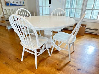 White Kitchen Table And Chairs