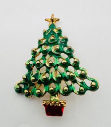 GOLD TONE GREEN & RED ENAMEL CHRISTMAS TREE BROOCH