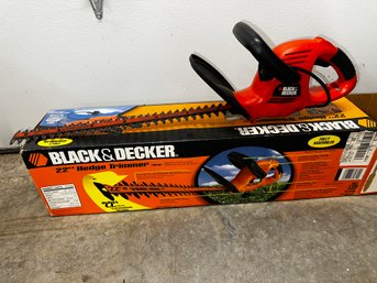 Black & Decker 22 Hedge Trimmer HT2200