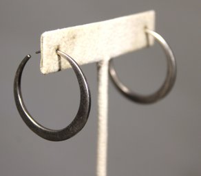 Pair Vintage Sterling Silver Solid Hoop Pierced Earrings