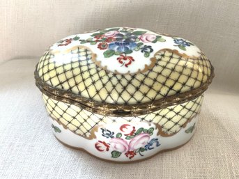 Beautiful Porcelain Hinged Box With White Enamel Interior