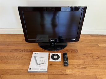 LG Life's Good LCD 26' Color Television - Remote, Manual, Tested And Working