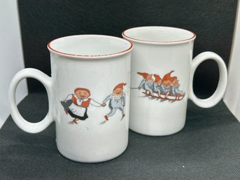 Vintage PORSGRUND OF NORWAY Christmas Themed Coffee Mugs With Elves/gnomes