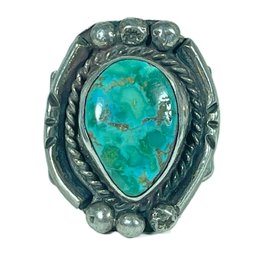 Large And Early Native American Navajo Sterling Silver Ring Having Large Turquoise Stone