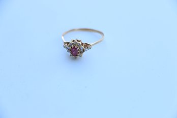 14k Yellow Gold Ruby Diamond Ring Size 7.50