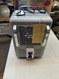 NIB Titian Electric Heater