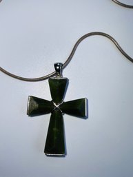 925 Ireland Celtic Filigree Jade Green Cross On Sterling Chain