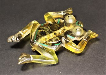 Vintage Bakelite Lucite Plastic Frog Brooch