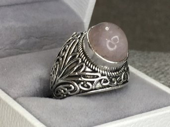 Lovely And Very Ornate Vintage - 925 / Sterling Silver Ring With Very Pale Pink Quartz Cocktail Ring - Nice !