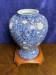 Chinese Porcelain Vase 1 Of 2