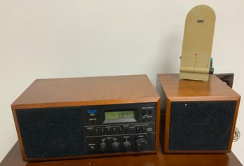 Vintage KLH200 Table Top AM FM Radio, Stereo, Alarm Clock & Terk Radio Antenna