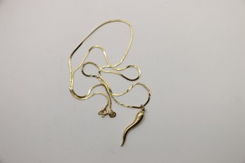 14k Yellow Gold Italian Horn And Necklace