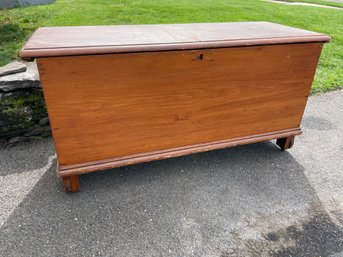 Early Americana Single Board Construction Blanket Chest. Possibly Shaker?