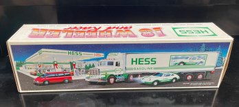 Never Opened 1992 HESS 18 WHEELER And Racer