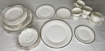 Royal Doulton Platinum Concord China Service For 8