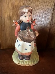 Vintage Arnart Young Folks Figurine