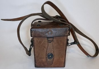 WWII WW2 Vintage M14 Mortar Sight Carrying Case D29377 - Brown Leather - Wood Interior - Strap Included