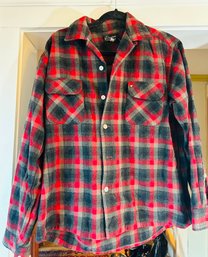 Oregon Woolen Mills Men's Red Plaid Shirt, Size L, Portland, Oregon