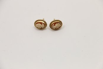 14k Yellow Gold Cameo Stud Earrings