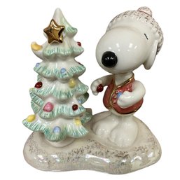 Lenox Snoopys Christmas Tradition Figurine *Flaw