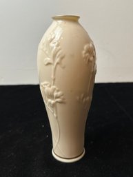 Lenox China Masterpiece Bud Vase With 24K Gold Trim