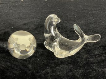 2 Piece Seal Themed Glass Figurine Collection