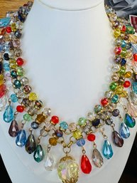 STUNNING GOLD TONE MULTI FORM AND COLOR GLASS DANGLE NECKLACE