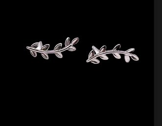 Vintage Sterling Silver Leaf Stud Earrings