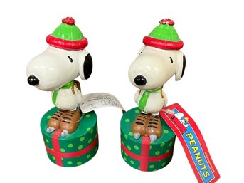 Coynes Set/2 Peanuts Snoopy Wood Push-Up Mini Puppets