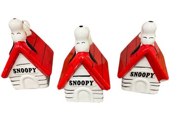 Vintage Set/3 Peanuts Snoopy On Doghouse Figurines