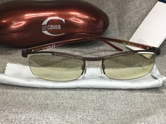 Very Nice Brand New $189 Retail - ROBERTO CAVALLI / Just Cavalli UNISEX Sunglasses With Hard Shell Case