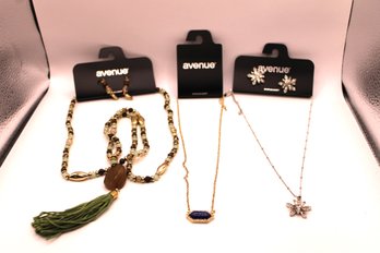 Jewelry   Avenue Necklace Lot