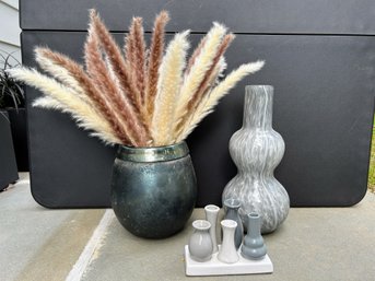Mixed Decor - Grey Vases