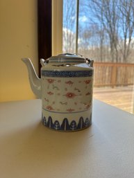 Vintage Chinese Tea Pot