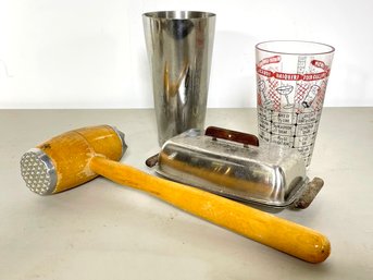 A Vintage Kitchen Assortment