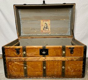 Antique Dome Top Trunk With Interior Graphic