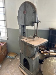 Walker-Turner Metal Bandsaw