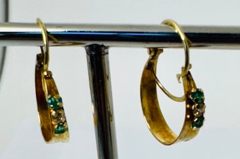 PRETTY 14K BRUSHED GOLD GREEN AND WHITE STONE HOOP EARRINGS PETITE