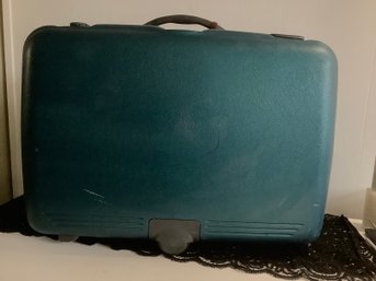 American Tourist Suitcase