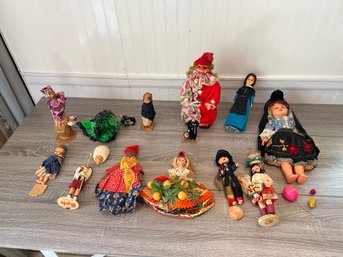 Lot Of Vintage Dolls