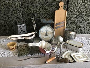 Vintage Kitchen Lot