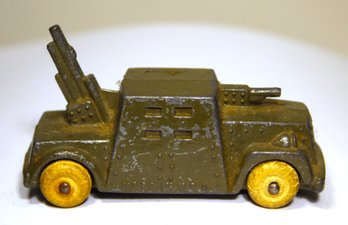 Manoil Armored Car Tank W Original Green Paint Rubber Wheels