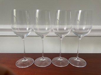 Set Of Riedel Crystal Vivant Wine Glasses