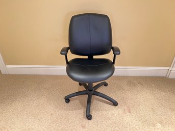 Nice And Clean Office Chair In Black