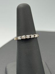 Gorgeous & Elegant 5 Diamond 14k Yellow Gold Ring
