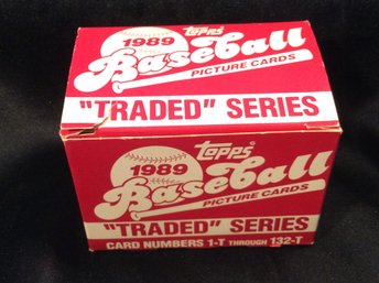 1989 Topps Baseball Traded 132 Card Set - L