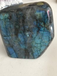 Labradorite , 1 LB 15 Oz, 4 Inch By 4 Inch